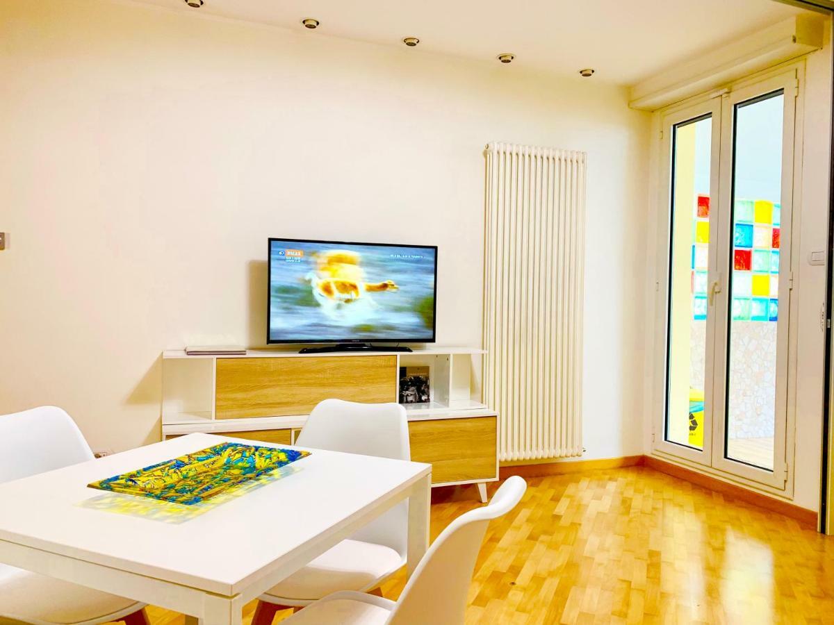 Pescara Centro Silenzioso E Confortevole Con Terrazzo Bioclimatico A 2 Minuti Dal Mare ภายนอก รูปภาพ